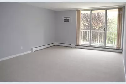 2200 S Stewart Avenue #2F, Lombard, IL 60148 - Photo 4