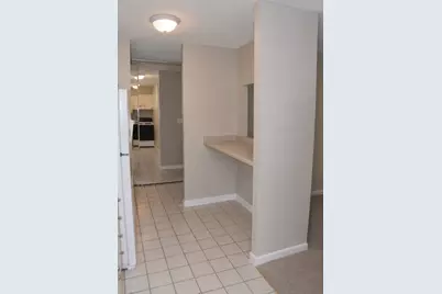 2200 S Stewart Avenue #2F, Lombard, IL 60148 - Photo 6