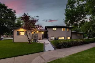 8864 E Prairie Rd, Skokie, IL 60076 - Photo 10
