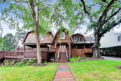 401 N River Road, Fox River Grove, IL 60021 - Photo 2