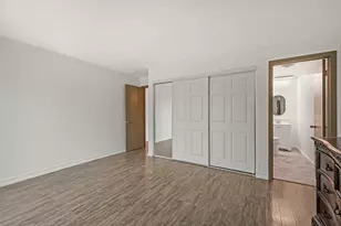 7229 W Higgins Ave, Chicago, IL 60656 - Photo 12