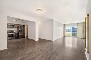 7229 W Higgins Ave, Chicago, IL 60656 - Photo 2