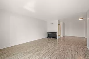 7229 W Higgins Ave, Chicago, IL 60656 - Photo 4