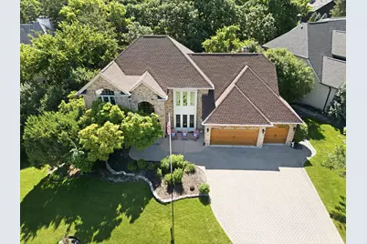 8701 Lake Ridge Drive, Darien, IL 60561 - Photo 2