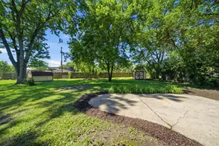 34 Berkshire Dr, Wheeling, IL 60090 - Photo 34