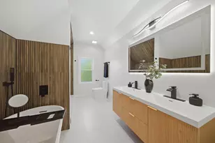 [Address not provided], Chicago, IL 60618 - Photo 18
