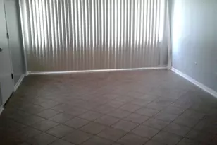 6122 W 55th St, Chicago, IL 60638 - Photo 4
