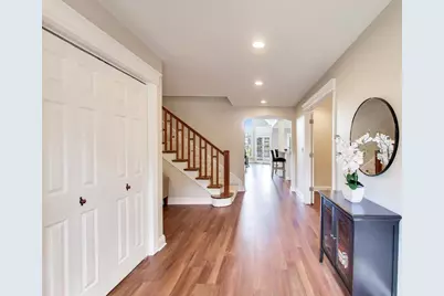 2074 Greenview Road, Northbrook, IL 60062 - Photo 4