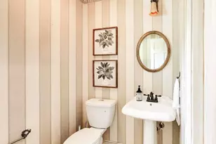 2074 Greenview Rd, Northbrook, IL 60062 - Photo 22