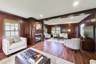 2074 Greenview Rd, Northbrook, IL 60062 - Photo 18