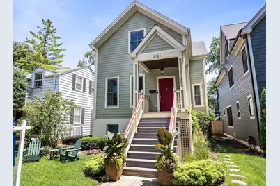 2121 Pioneer Road, Evanston, IL 60201 - Photo 1