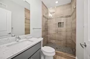 2121 Pioneer Rd, Evanston, IL 60201 - Photo 18