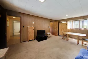 245 Ann St, Clarendon Hills, IL 60514 - Photo 16