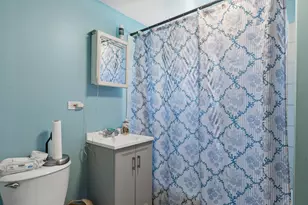2205 N Melvina Ave, Chicago, IL 60639 - Photo 18
