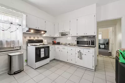 2205 N Melvina Avenue, Chicago, IL 60639 - Photo 2