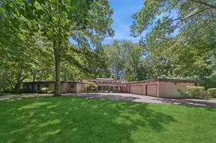 3033 Blackthorn Rd, Riverwoods, IL 60015 - Photo 1
