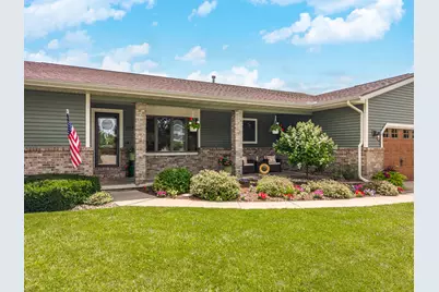 708 N Cherokee Lane, Pontiac, IL 61764 - Photo 4