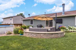 708 N Cherokee Ln, Pontiac, IL 61764 - Photo 48