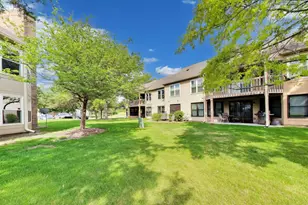 40 Willow Pkwy, Buffalo Grove, IL 60089 - Photo 30