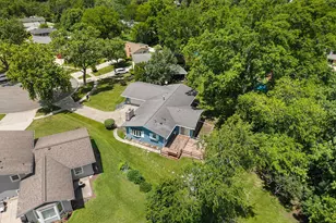6531 Briargate Dr, Downers Grove, IL 60516 - Photo 32