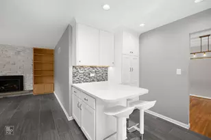 6531 Briargate Dr, Downers Grove, IL 60516 - Photo 12