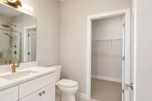 186 N East River Rd, Des Plaines, IL 60016 - Photo 14
