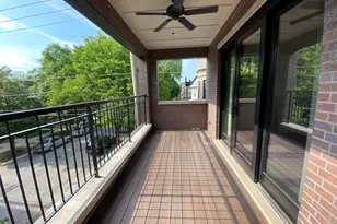 3946 N Hoyne Ave, Chicago, IL 60618 - Photo 10