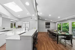 3035 Blackthorn Rd, Riverwoods, IL 60015 - Photo 10