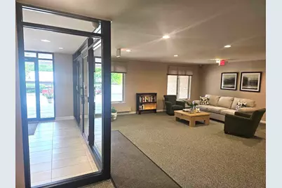 308 Happ Road #304, Northfield, IL 60093 - Photo 4