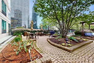 400 N LaSalle St, Chicago, IL 60654 - Photo 32