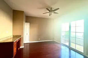 546 Grosvenor Ln, Aurora, IL 60504 - Photo 6