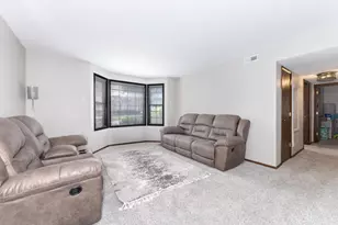 2003 Tracy Dr, Bloomington, IL 61704 - Photo 18