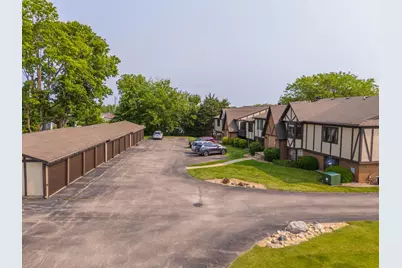 2003 Tracy Drive #1, Bloomington, IL 61704 - Photo 6