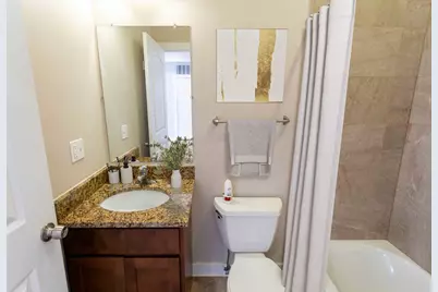 1430 N Maplewood Avenue #402, Chicago, IL 60622 - Photo 10