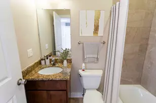 1430 N Maplewood Ave, Chicago, IL 60622 - Photo 10