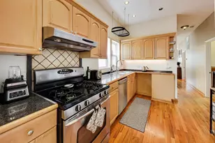 2141 North Point St, Chicago, IL 60647 - Photo 8