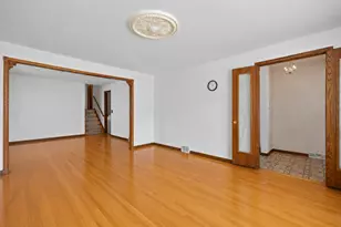 1012 Courtland Ave, Park Ridge, IL 60068 - Photo 4