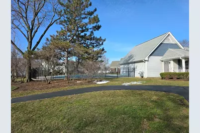1914 Quaker Hollow Lane, Streamwood, IL 60107 - Photo 22