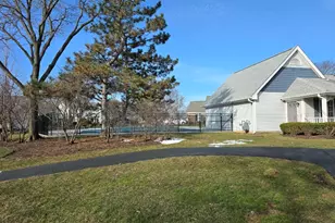 1914 Quaker Hollow Ln, Streamwood, IL 60107 - Photo 22