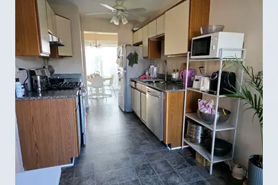 1914 Quaker Hollow Lane, Streamwood, IL 60107 - Photo 18