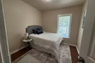 11634 S Princeton Ave, Chicago, IL 60628 - Photo 8