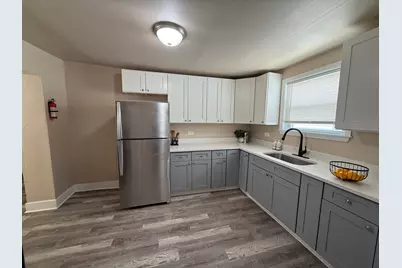11634 S Princeton Avenue, Chicago, IL 60628 - Photo 6