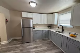11634 S Princeton Ave, Chicago, IL 60628 - Photo 6