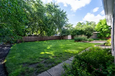 613 Michelline Lane, Northbrook, IL 60062 - Photo 30