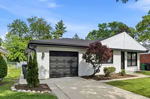 507 N Hamlin Ave, Park Ridge, IL 60068 - Photo 2