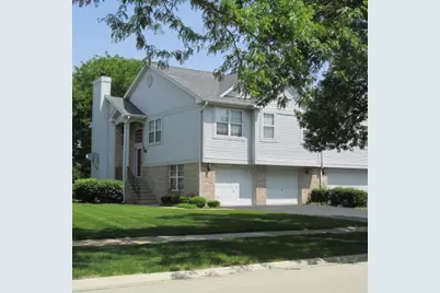 9336 Waterfall Glen Boulevard, Darien, IL 60561 - Photo 2