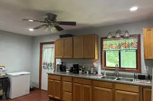 14 Hill St, Savanna, IL 61074 - Photo 8