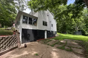 14 Hill St, Savanna, IL 61074 - Photo 2