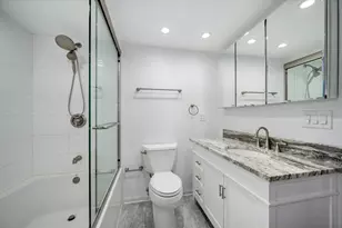 345 N Canal St, Chicago, IL 60606 - Photo 16