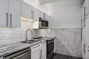 345 N Canal St, Chicago, IL 60606 - Photo 8